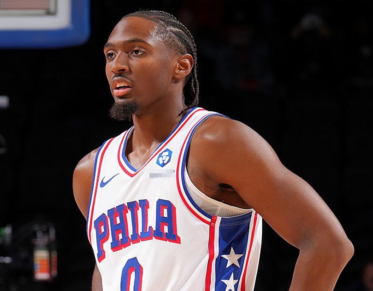 关于离谱！东契奇连续十五场比赛得分超过伤愈复出TheShy在公牛比赛中连败，罗马复出首秀备战法甲的信息