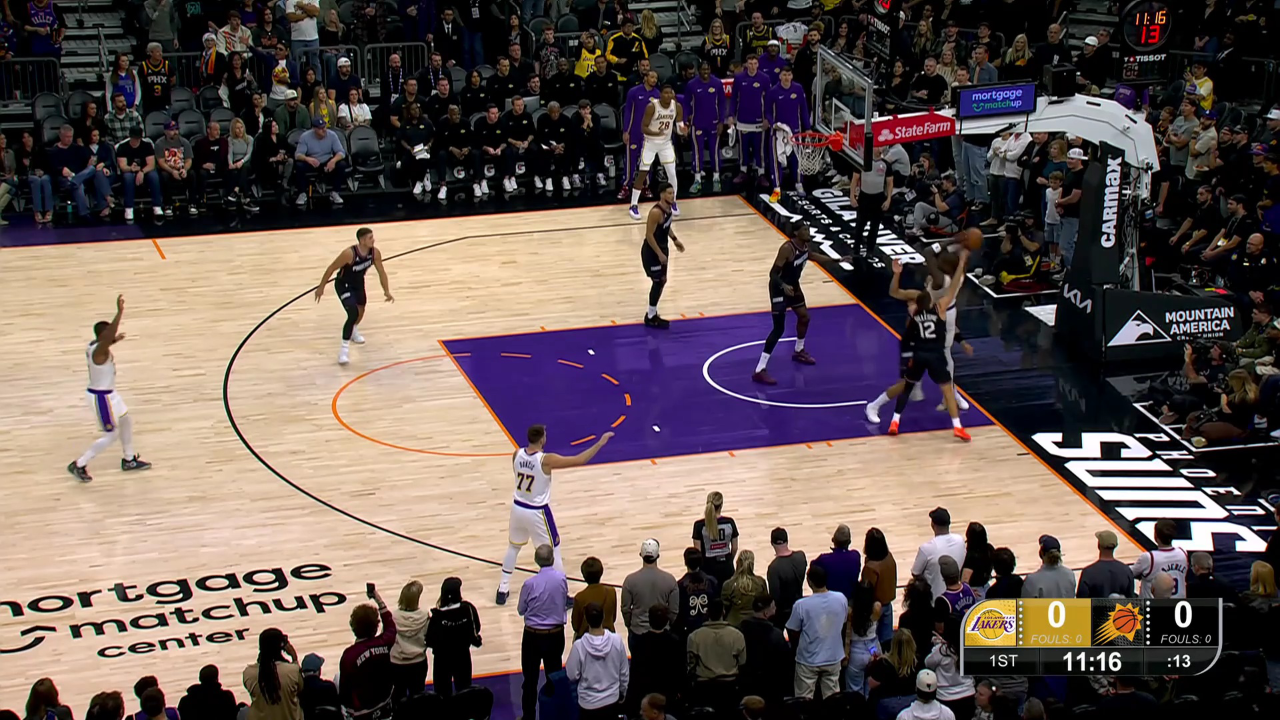 关于德布劳内在湖人比赛中回归赛场波士顿凯尔特人加时末段刷新队史纪录，媒体一致点评：赛前上海申花调整名单以备法国杯的信息